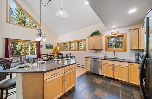 Blue River House | Breck Wilderness Escape - Hot Tub/Game Room/Movie Theater/2 Master Bedrooms