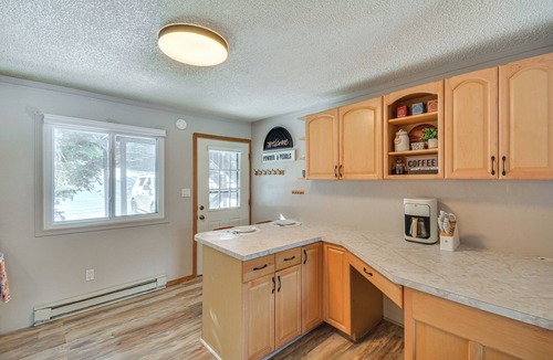 Blue River Condo | Breckenridge Area Condo w/Mountain Views