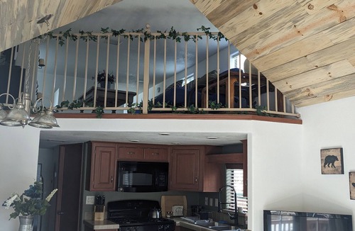 The Highlands Ski Chalet | Breckenridge Tiger Run Resort. 6 Minutes to the Gondola - Free Shuttle on Hwy 9