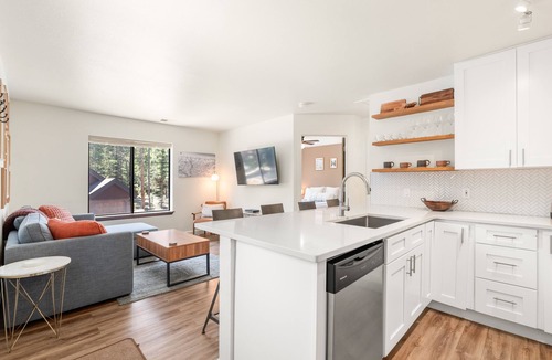 Warrior's Mark Condo | Bright 1 Bedroom, Close to Downtown & Peak 9