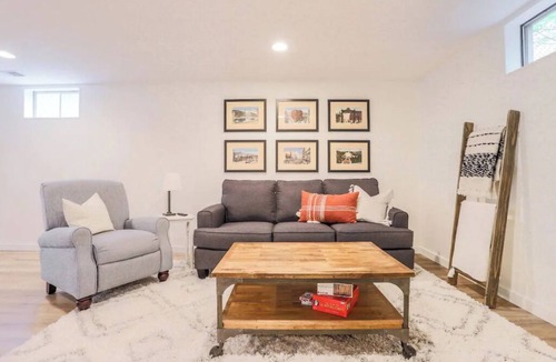 Longmont House | Bright and Cheery, Private Basement Apartment!