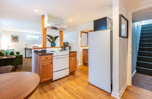 Old North Boulder Apartment | Bright and Comfortable Boulder Home-Away