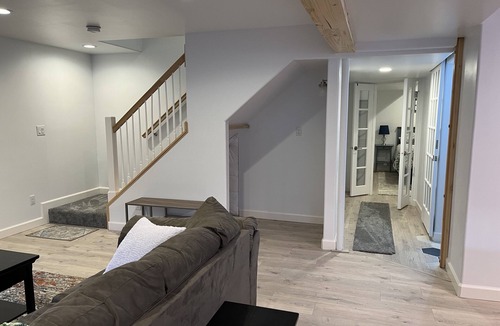 Colorado Springs House | Bright and Spacious Modern One Bedroom Basement Unit