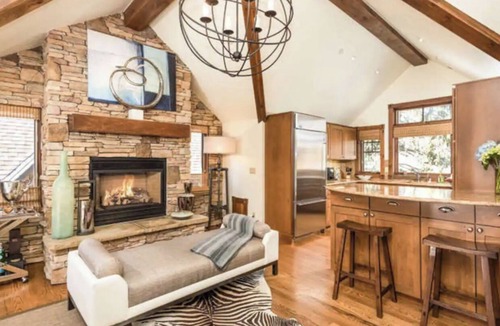 West End Condo | Bright Aspen 3 Bedroom Vaulted Ceilings with Views