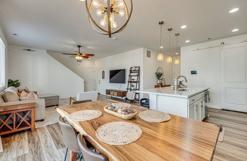 Security-Widefield House | Bright Colorado Springs Home, 10 Mi to Dtwn!