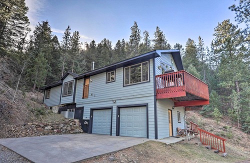 Idaho Springs Cabin | Bright Idaho Springs Cabin w/ Mountain Views!