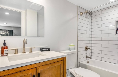 Sloan Lake House | Bright/New in the heart of Sloans Lake/Highlands