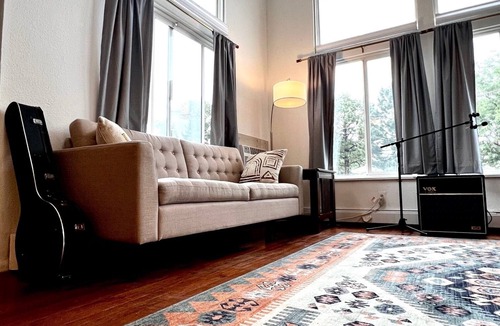 Foothills Condo | Bright, spacious 3bed/2bath near Green Mountain, great for families or WFH