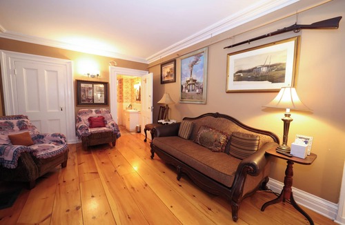 Brinckerhoff Hotel | Brinckerhoff Inn
