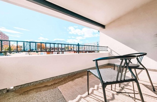 Skyway House | Broadmoor Mtn Retreat Pet Friendly Townhousenn