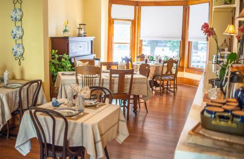 Paonia Bed & Breakfast | Bross Hotel B & B