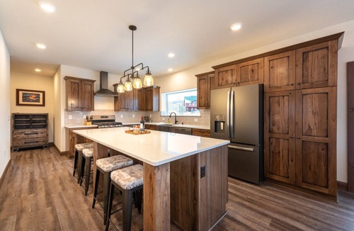 Grand Elk Ranch House | Buffalo Run- Luxury home, dog OK, HOT TUB, near WP