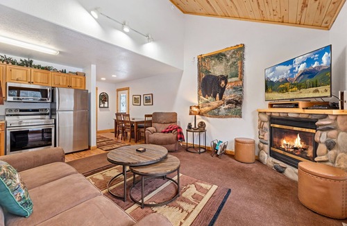 Fall River Estates Condo | Bugle Pointe A10 River View!