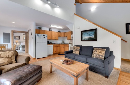 Fall River Estates Condo | Bugle Pointe B23 River View!