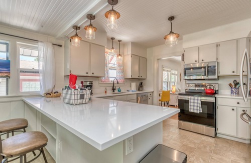 Grand Junction House | Butterfly: Bright Bungalow Near CMU & Parks