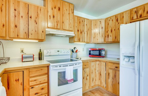 Canon City House | Cañon City Vacation Rental w/ Stunning Views!