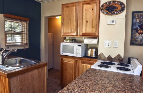 Estes Park Cabin | Cabin ∙ 1 bedroom ∙ 4 guests