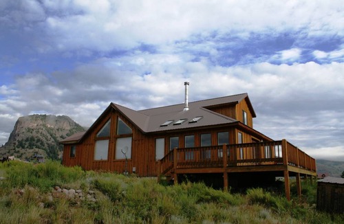 Creede Cabin | Cabin ∙ 3 bedrooms ∙ 5 guests