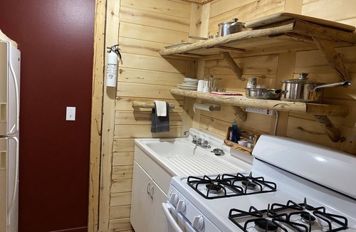 Cedaredge Apartment | Cabin 4 at the Cedaredge Lodge