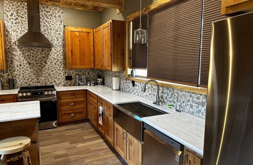 South Fork Cabin | Cabin on the river, close to Wolf Creek Ski Area & Rio Grande National Forest.