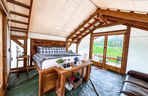 Monument Other | Camping ∙ 1 bedroom ∙ 4 guests