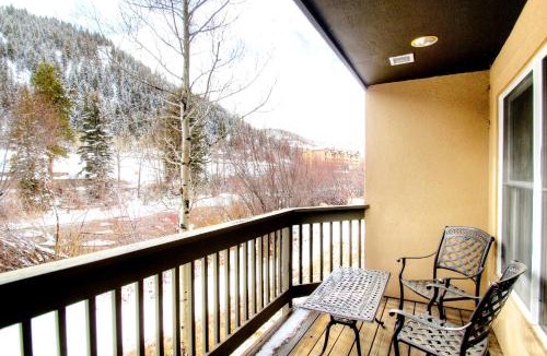 Avon House | Canyon Run Townhouse F102