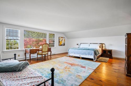 East Dennis House | Cape Cod Charm: Bay Views Family Fun