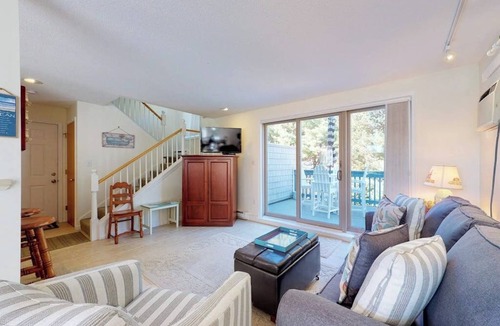 Ocean Park Condo | Cape Cod style condo with grill, pool, sauna, & gym - near beach