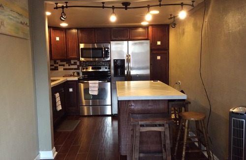 Capitol Hill Condo | Capitol Hill Peace!