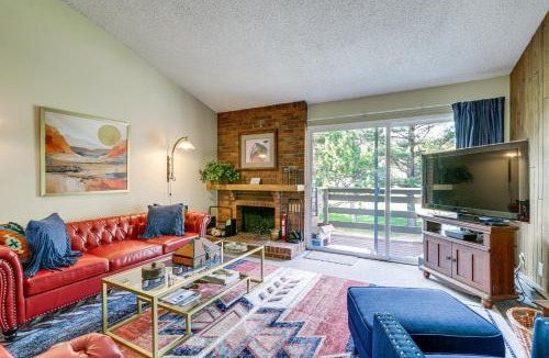 Carbondale Apartment | Carbondale Condo with Balcony and On-Site Fly Fishing!