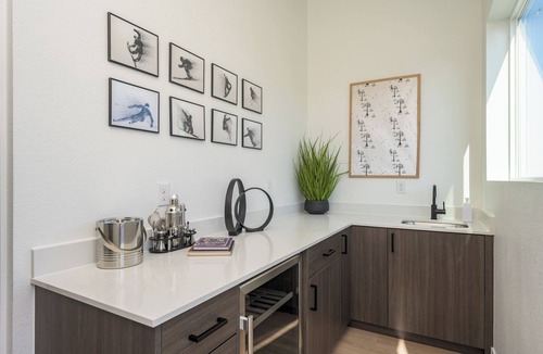 Wheat Ridge House | Casa Colorado: Modern Luxury Home w/Rooftop Deck