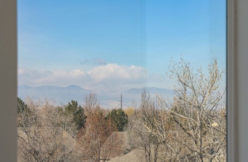 Wheat Ridge House | Casa Colorado: Modern Luxury Home w/Rooftop Deck