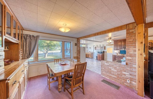 Salida House | Casa Commodore ~ Paddles, Pups & Proximity!