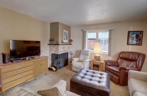 Dillon Apartment | CC19 Chateau Claire condo