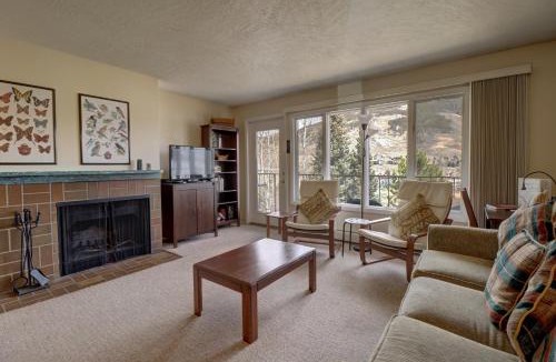 Dillon Apartment | CC42 Chateau Claire condo