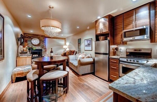 Frisco Condo | Cedars Lodge 318 Studio | 1 Block to Main St & Bus