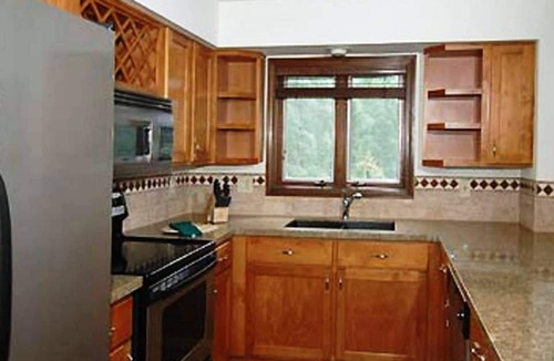 Avon Condo | Celebrate New Year's at Falcon Point