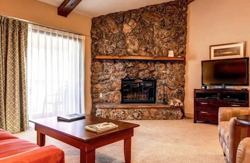 Avon Condo | Celebrate New Year's at Falcon Point