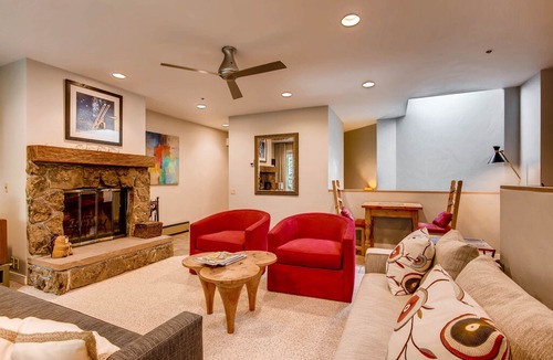 Beaver Creek Apartment | Centennial 2 Bedroom Condo unit no. 9