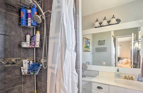 Littleton House | Centennial Home ~ 14 Mi to Downtown Denver!