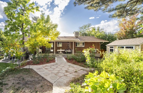 Lakewood House | Central Location, Quiet Family Home, Private Yard