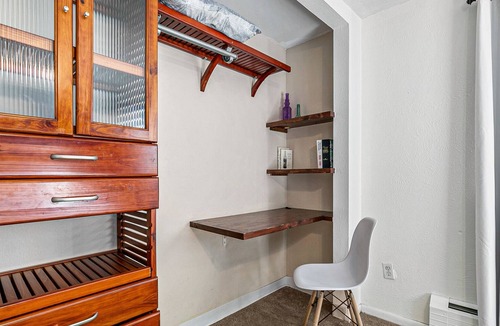 Capitol Hill Condo | Centrally located, 15 min walk to DT w/ Parking