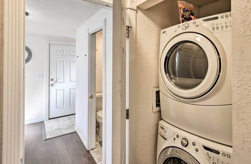 Lincoln Park House | Centrally Located Denver Home w/ Private Yard