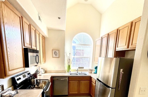 Aurora Condo | Centrally Located Two Bedroom Two Story Condo in Centennial Area