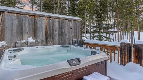 Peak 8 House | Chalet du Soleil