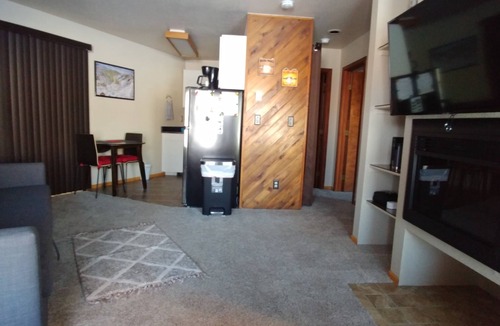 Grand Lake House | Charm Soda Springs Townhome 1 bedroom1 bath