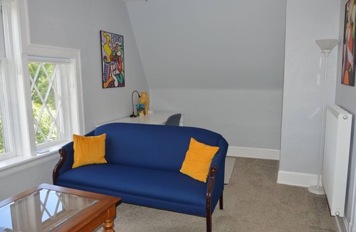 Washington Park West Apartment | Charming 1-bedroom apartment with WiFi, AC, Apple TV in Denver