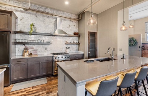 Pueblo Apartment | Charming 1-bedroom apartment on the Historic Pueblo Riverwalk