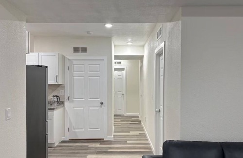 Gateway House | Charming 2-bedroom house in marvelous Denver with AC, WiFi