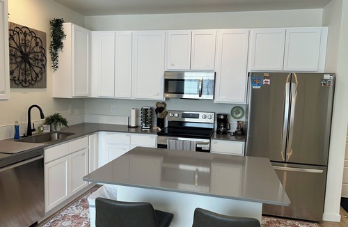 Johnstown House | Charming 2-bedroom townhome with WiFi, Smart Tv's in peaceful Johnstown